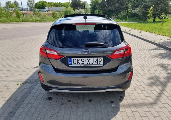 Ford Fiesta cena 56800 przebieg: 97680, rok produkcji 2019 z Kościerzyna małe 781